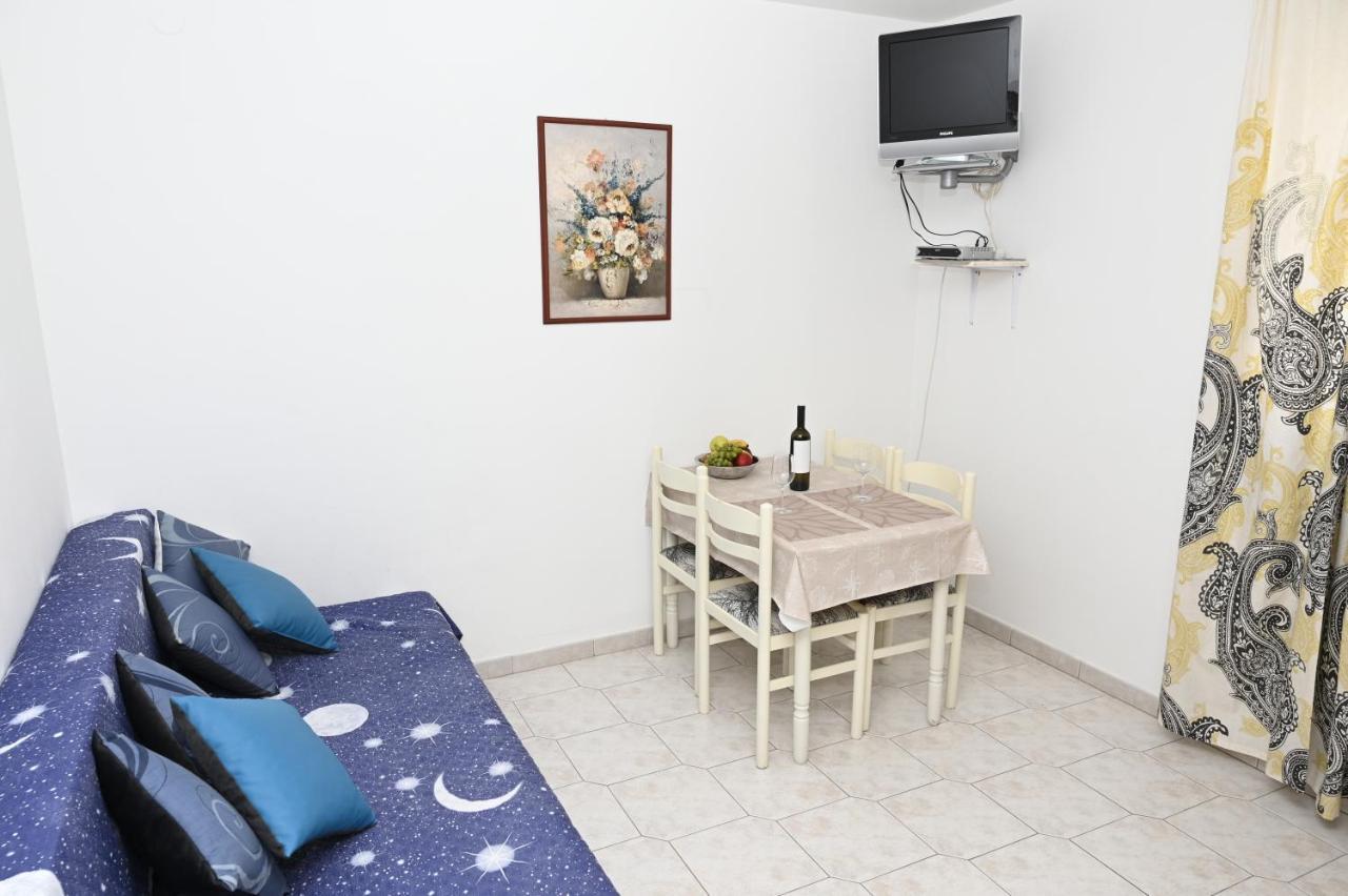Apartments "Sea View" Miki & Ivana Bol Extérieur photo